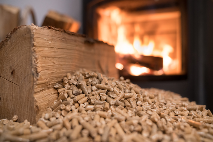 Holzheizung iStock 1097493356 C Fouque.jpg